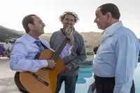 فیلمی خیال برانگیز از زندگی خصوصی میلیاردر معروف/ "لورو" اکران شد