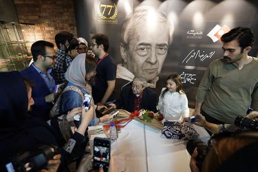 جشن زادروز احمدرضا احمدی در نشر همیشه 