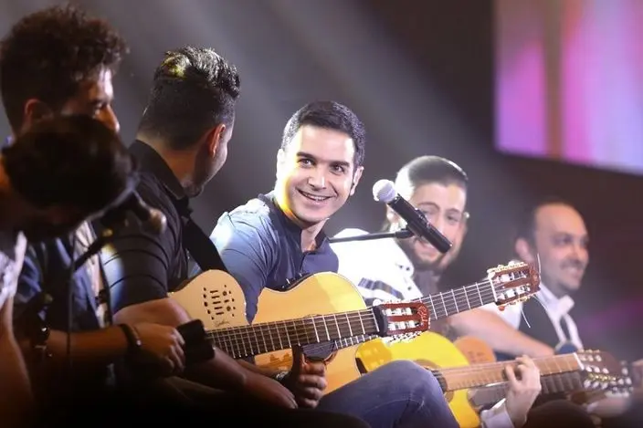 انتشار تک آهنگ جدید محسن یگانه در آستانه نوروز ۱۴۰۰/ شهر خاکستری شنیدنی شد