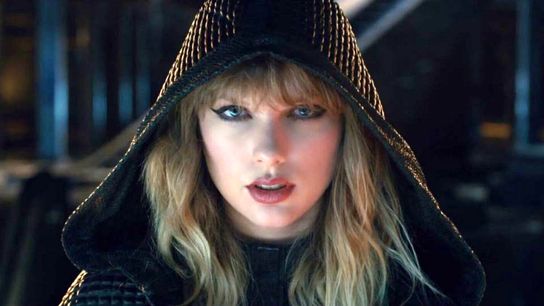 taylor-swift-ready-for-it-music-video-960x540