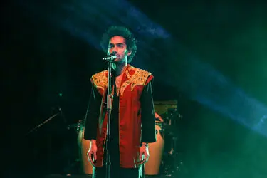 چهارمین روز سی و دومین جشنواره موسیقی فجر با اجرای گروه داماهی و کماکان در سالن برج آزادی