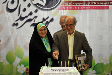 تجلیل از هنرمندان پیشکسوت متولد اردیبهشت ماه