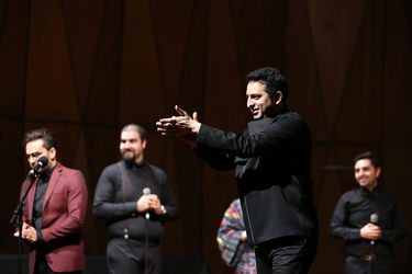 اجرای گروه آوازی تهران در جشنواره موسیقی فجر