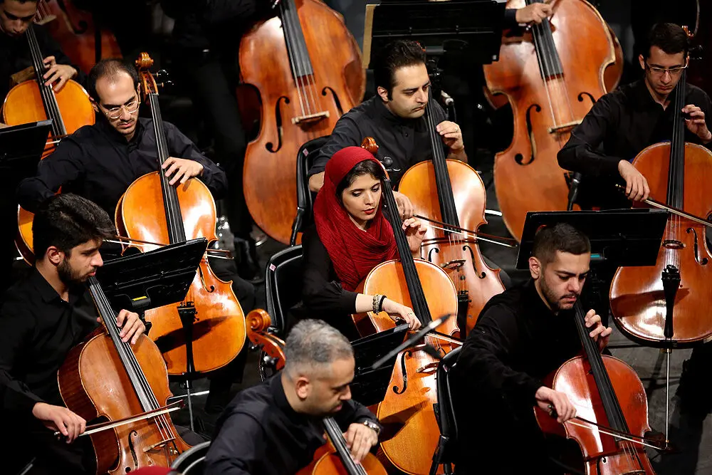 اجرای ارکستر سمفونیک تهران به رهبری شهرداد روحانی در تالار وحدت