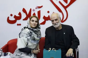 جشن+تولد+۷۷+سالگی+آیدین+آغداشلو+در+غرفه+هنرآنلاین (2)
