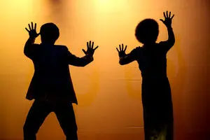 Jafar Mahyari’s Beyond the Words on Stage in France