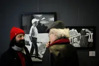 Faber-Castell Representative in Iran Seifollah Pouya Rad Introducing Damonfar Biennial’s Best Painter Under 25