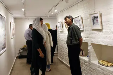 نمایشگاه آثار لیلا وهاب‌نژاد در گالری گلستان