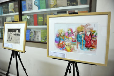 آیین اعطای نخستین جایزه آینه دار دوران در زادروز استاد باستانی پاریزی