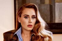 ادل در کنار نامزد جدیدش در استادیوم بسکتبال/ عکس