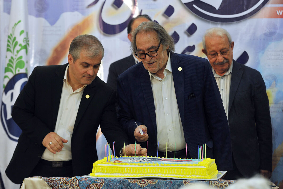 تجلیل از هنرمندان پیشکسوت متولد شهریورماه در مجموعه باغ زیبا