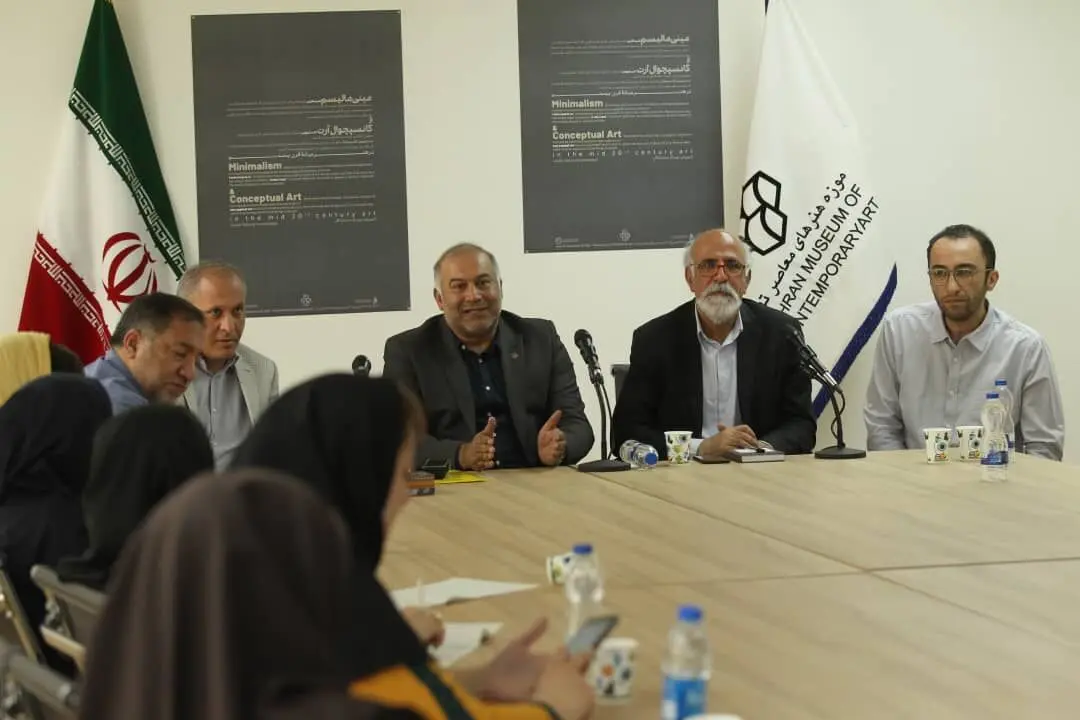 نمایشگاه مینی مالیسم و کانسپچوال آرت در موزه هنرهای معاصر تهران