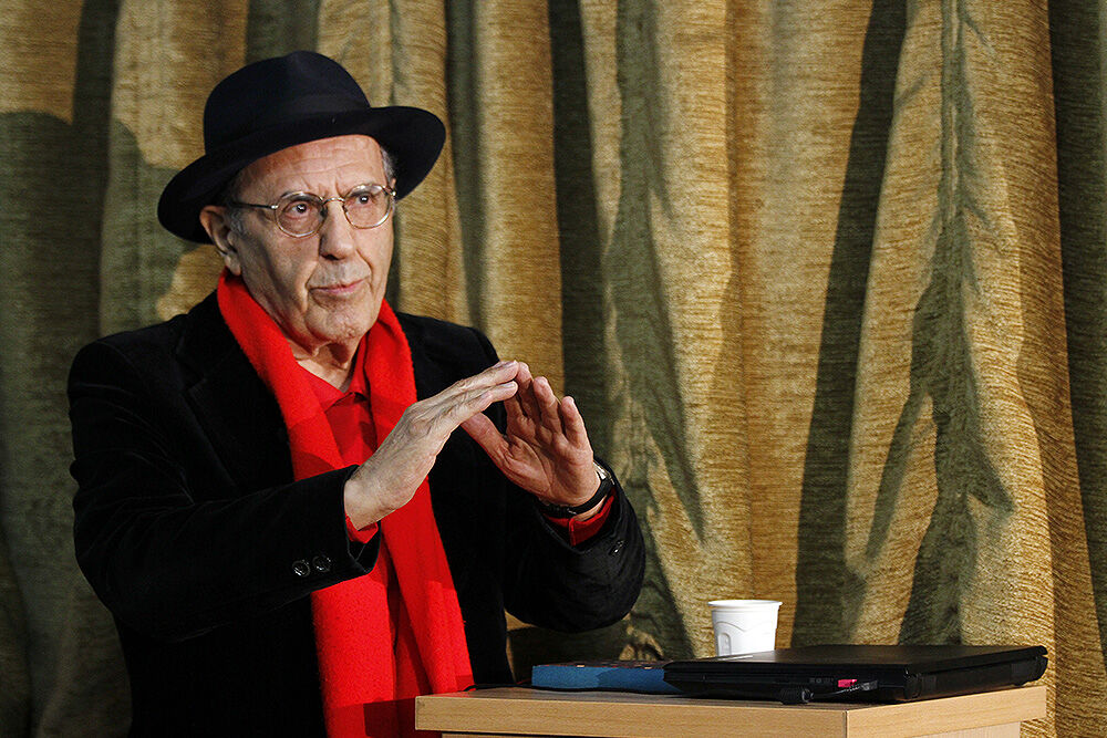 نشست تن آدمی پیوندگاه هنر نقاشی و پزشکی در بیمارستان ایرانمهر