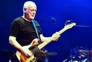 دو قطعه فراتر از زمان؛ انتخاب دیوید گیلمور از میان آثار پینک فلوید