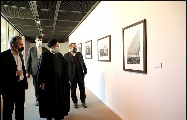 دیدار رئیس جمهور رئیسی از موزه هنرهای معاصر تهران