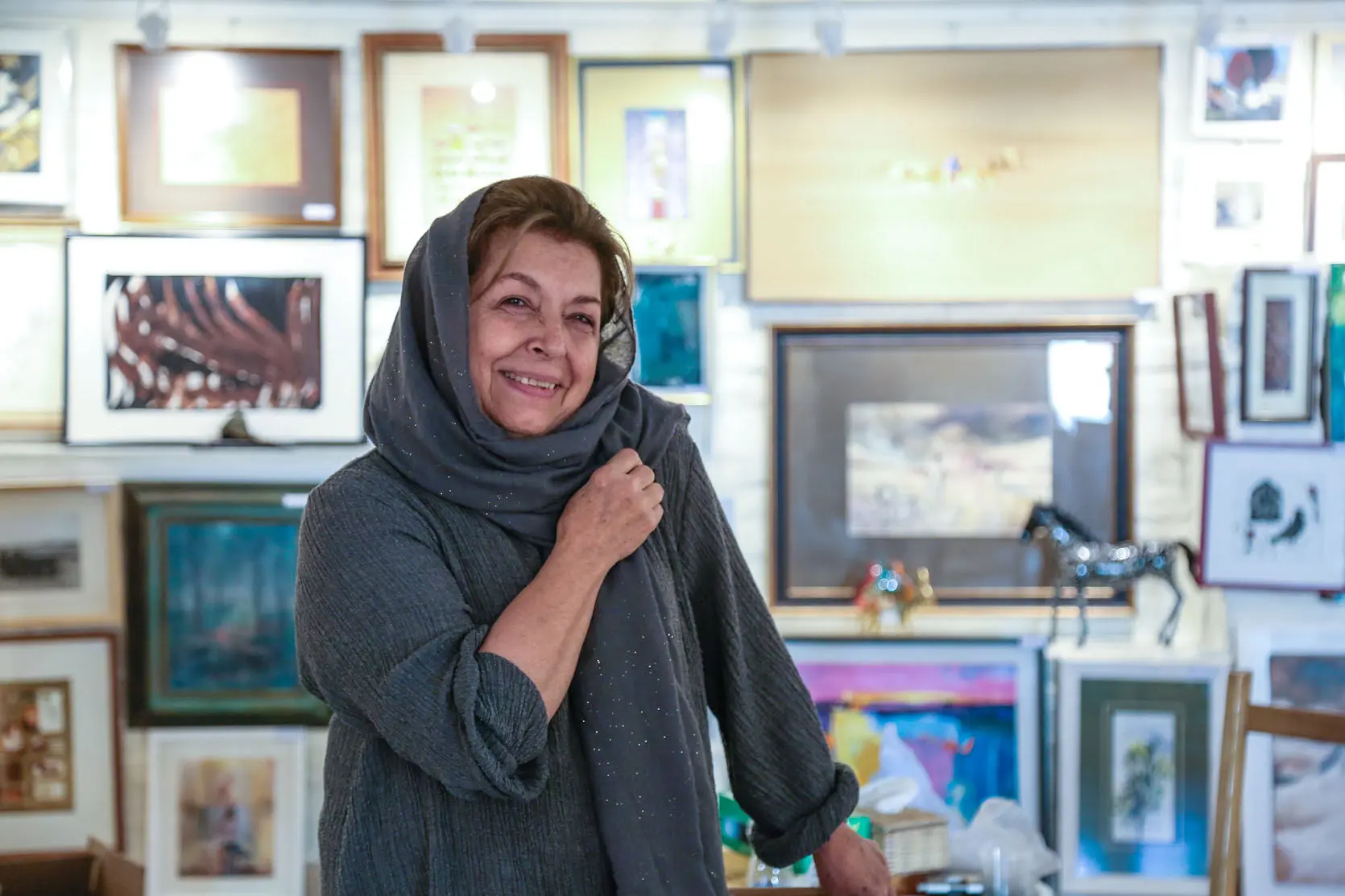 حال خوب گالری گلستان در روزگار کرونا/ نمایشگاه آنلاینی که در ۱۰ روز ۱۱۱ نقاشی فروخت/ لیلی گلستان: برنامه‌ گالری را تا اردیبهشت ۱۴۰۰ بسته‌ایم
