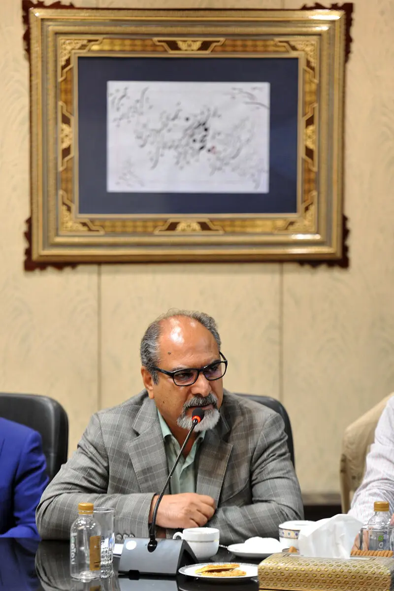 دیدار جمعی از هنرمندان با رضا رحمانی  وزیر صنعت، معدن و تجارت 