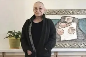 پروانه اعتمادی درگذشت