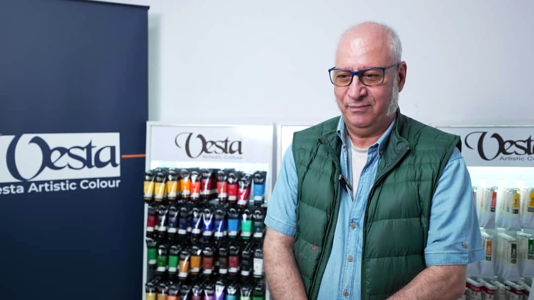 علی ندائی در کارخانه رنگ وستا/ ویدئو