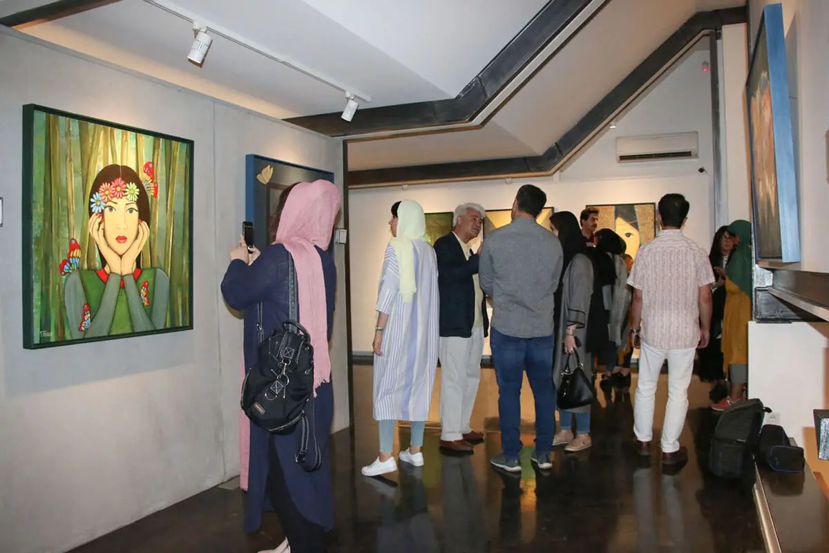 نمایشگاه نقاشی تهمینه میلانی در گالری ایوان