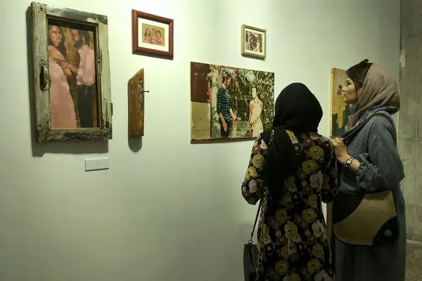 ببینید: روایت‌های خانوادگی خانم نقاش در گالری پروژه‌های آران