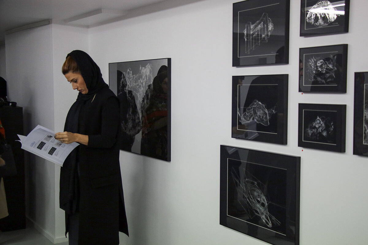 ببینید: "در تله افتاده" خانم های هنرمند در والی