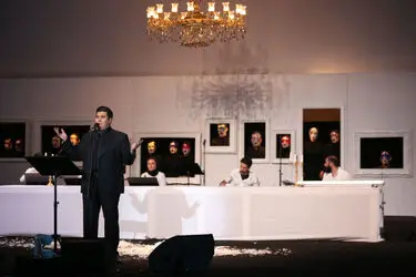 کنسرت-نمایش سالار عقیلی در اولین فستیوال موسیقی ققنوس