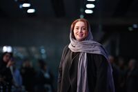 ببینید: ژست‌های ژاله صامتی در آخرین روز جشنواره سی و هفتم فیلم فجر