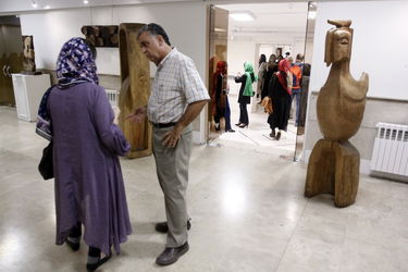 نمایشگاه مجسمه های جمشید مرادیان و شاگردانش در فرهنگسرای ابن سینا