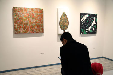 نمایشگاه "بهاریه" آثار نقاشی‌خط پیشکسوتان در گالری هپتا‎