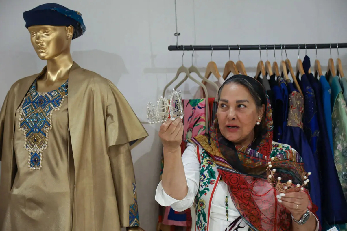 رونمایی از لباس ملکه برونئی با طراحی مهلا زمانی