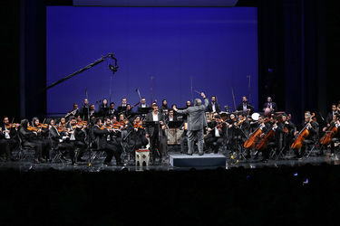 چهارمین روز  جشنواره موسیقی فجر با اجرای ارکستر ملی به رهبری فریدون شهبازیان و خوانندگی علیرضا افتخاری