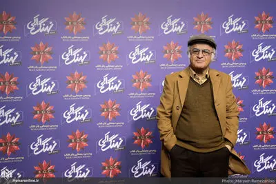 “Blue Whale” director says home video network fills in blank for private TV in Iran