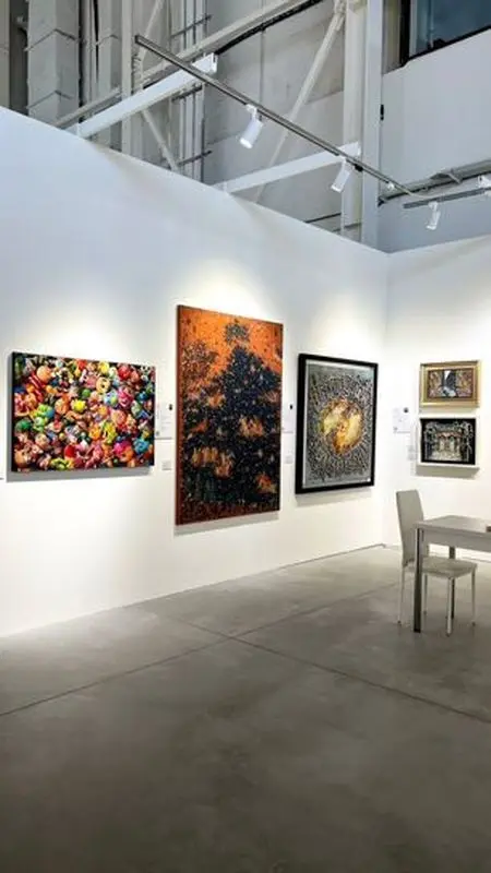 Bita Vakili's works were exhibited in Moscow and Frankfurt