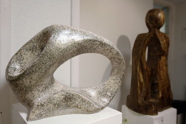 نمایشگاه مجسمه های جمشید مرادیان و شاگردانش در فرهنگسرای ابن سینا