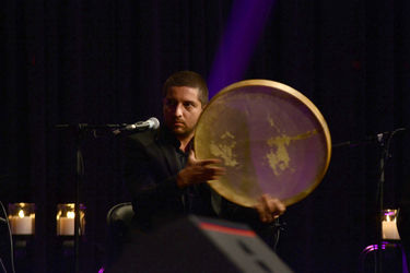 کنسرت خیریه شهرام ناظری و کامکارها برای کمک به زلزله‌زدگان کرمانشاه