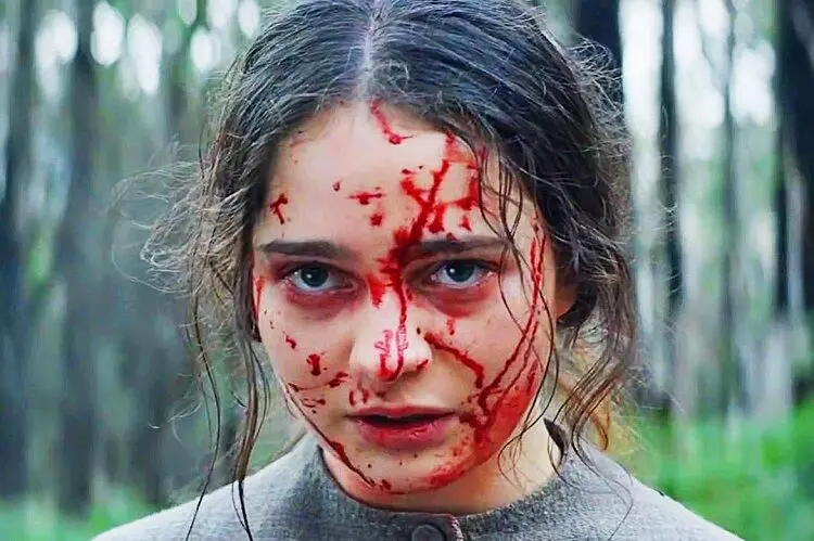 جنیفر با بلبل تماشاگران سینما را می‌ترساند