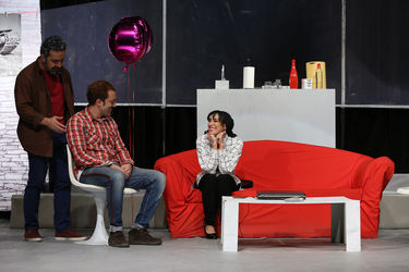 نمایش " زمان از حرکت می ایستد "در تالار محراب