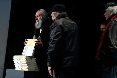 Sadegh Tabrizi Book Mojdeh Gallery 