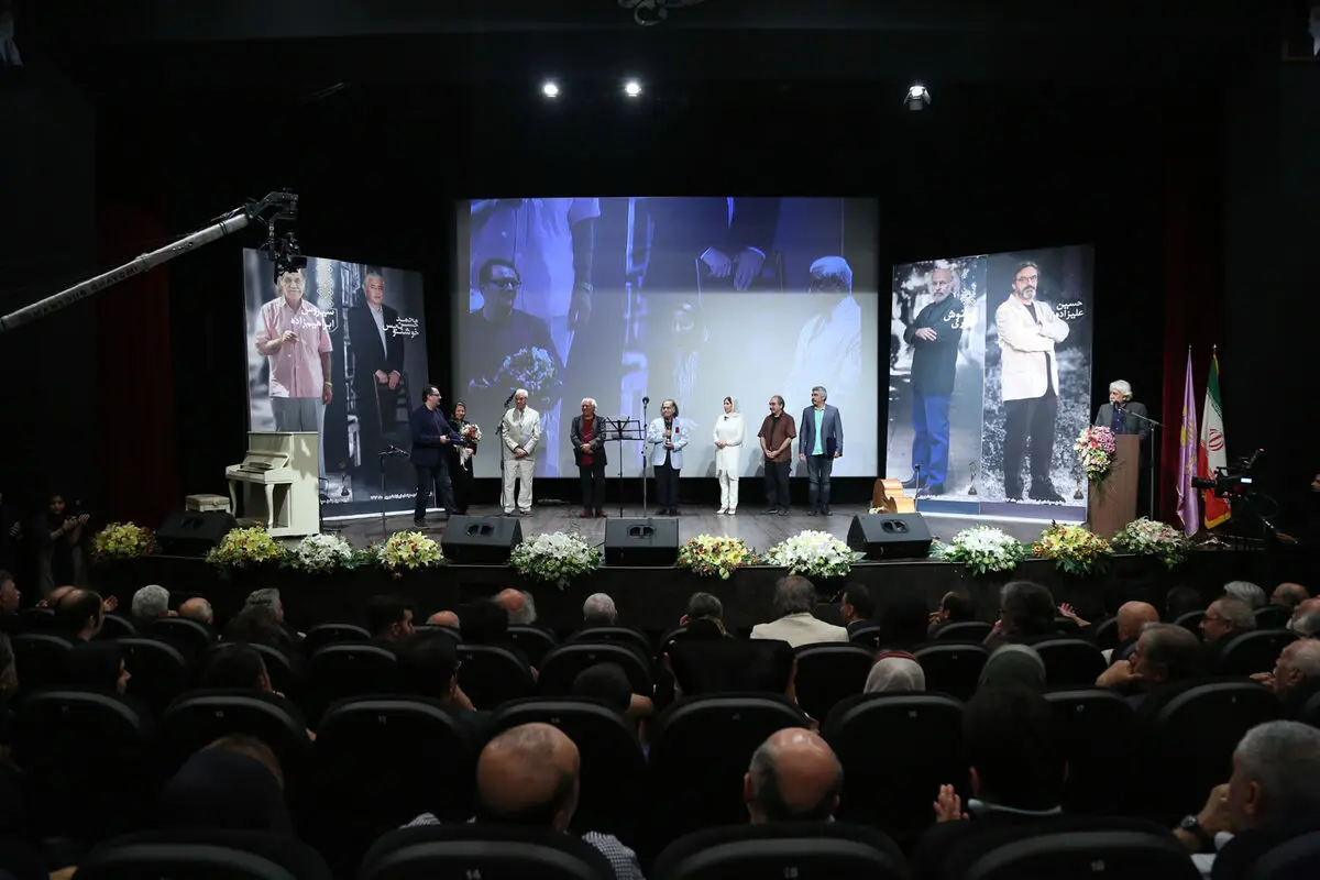 آیین بزرگداشت نوزدهمین جشن خانه سینما در تالار ایوان شمس