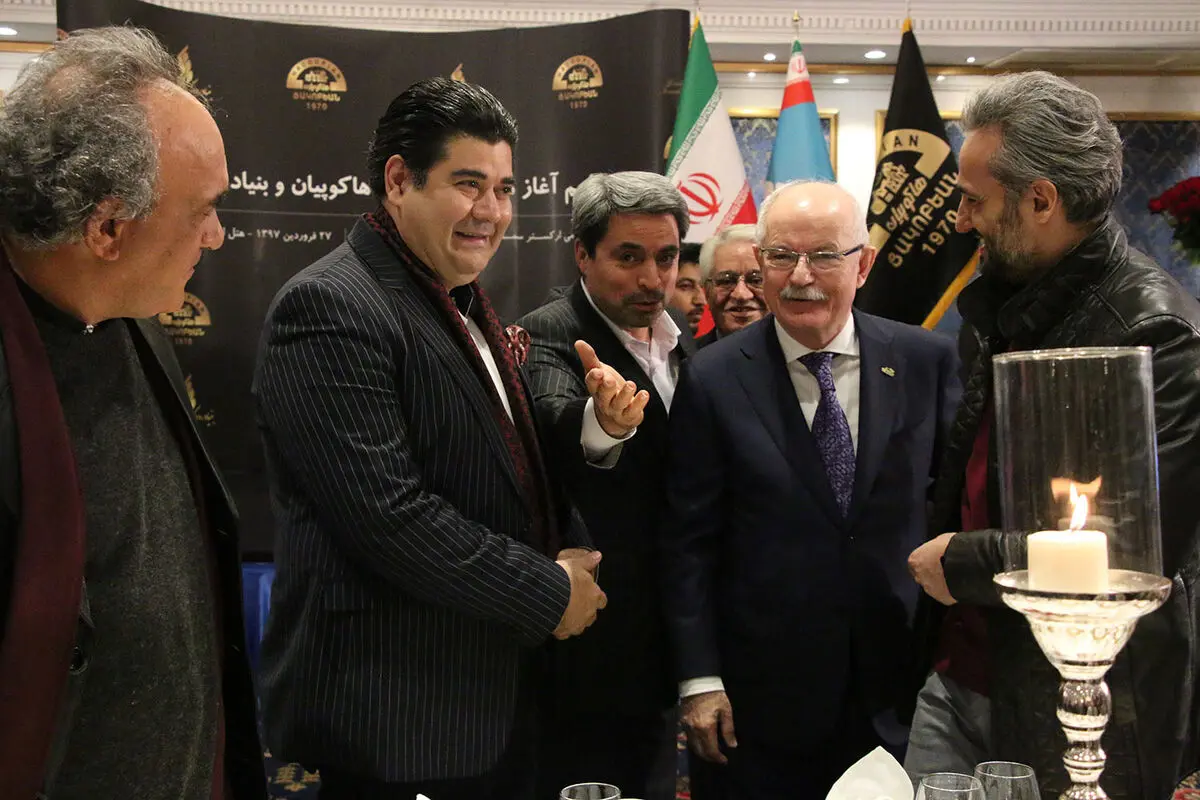 رونمایی از لباس‌های ارکستر ملی ایران و ارکستر سمفونیک تهران در جام جهانی در هتل اسپیناس پالاس