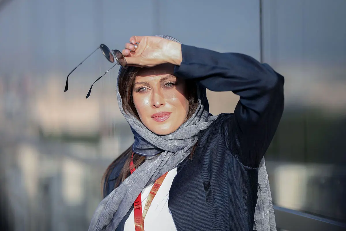 دومین روز سی و هفتمین جشنواره جهانی فیلم فجر در پردیس چارسو