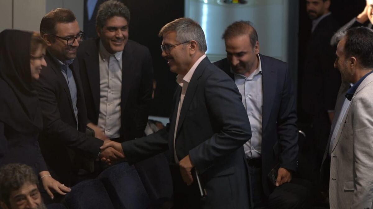 علی موسوی‌زاده بانک اقتصاد نوین گالری نوین 