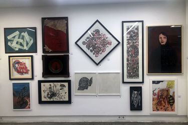 نمایشگاه گروهی "وان+وان میلیون" در گالری ثالث