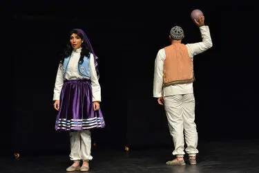 نمایش "چل گیس"در تالار چهارسو تئاتر شهر