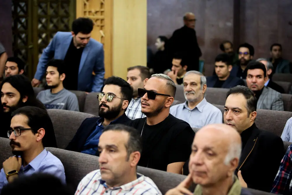 مراسم ختم زنده‌یاد بهنام صفوی در مسجد جامع شهرک غرب