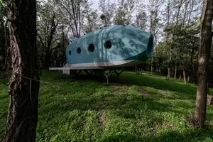 ببینید: معماری زیبای خانه‌ای که با الهام از هواپیما طراحی شد