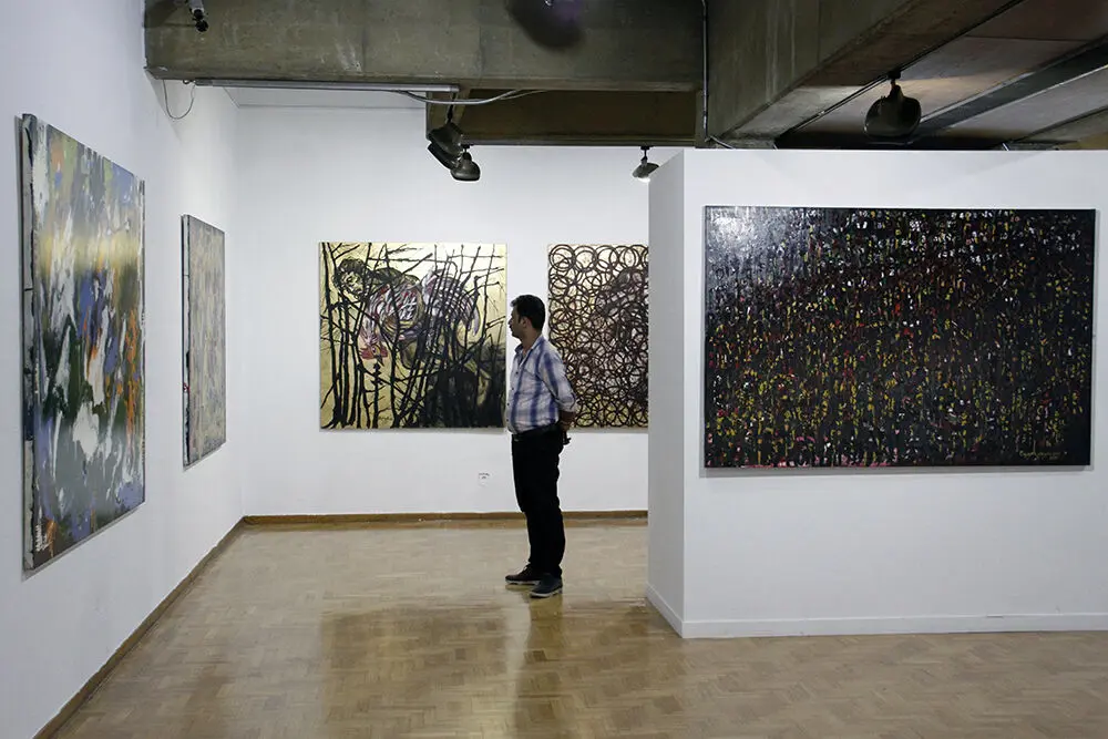 نمایشگاه گریگور یعقوبی در گالری فرهنگسرای نیاوران