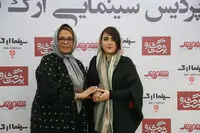 ببینید: ژست‌های بهنوش بختیاری در اکران خصوصی فیلم "بهشت گمشده" 