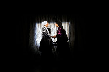 نمایش "مامایرما" در سالن استاد انتظامی خانه هنرمندان